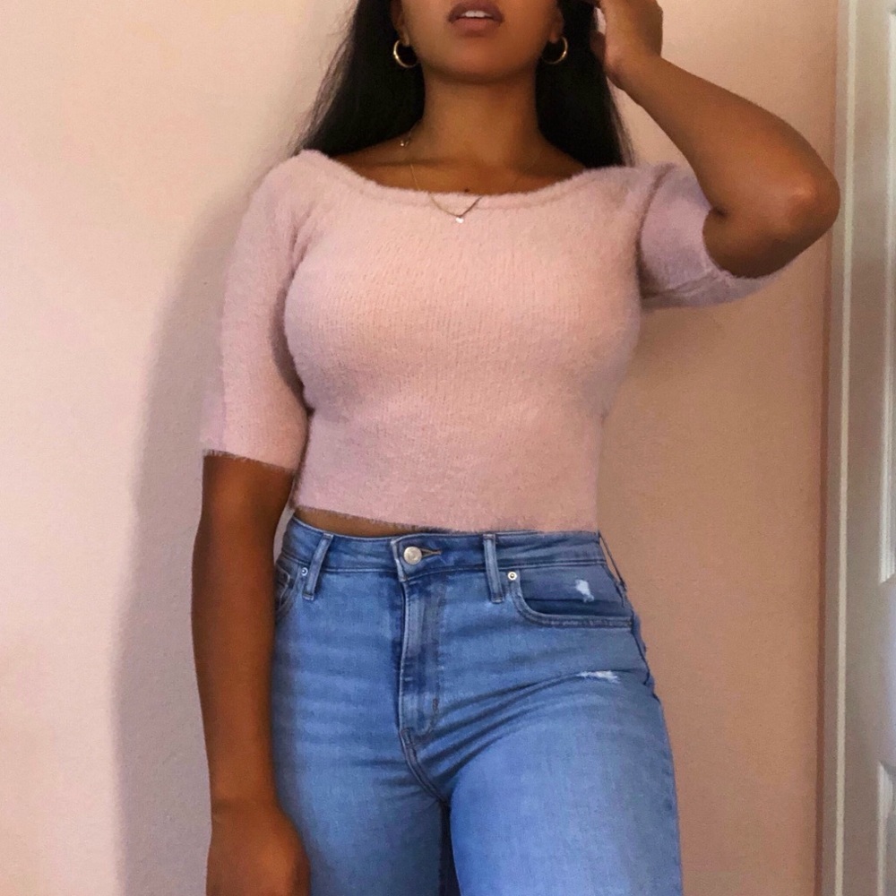 Warm & cozy pink sweater💘